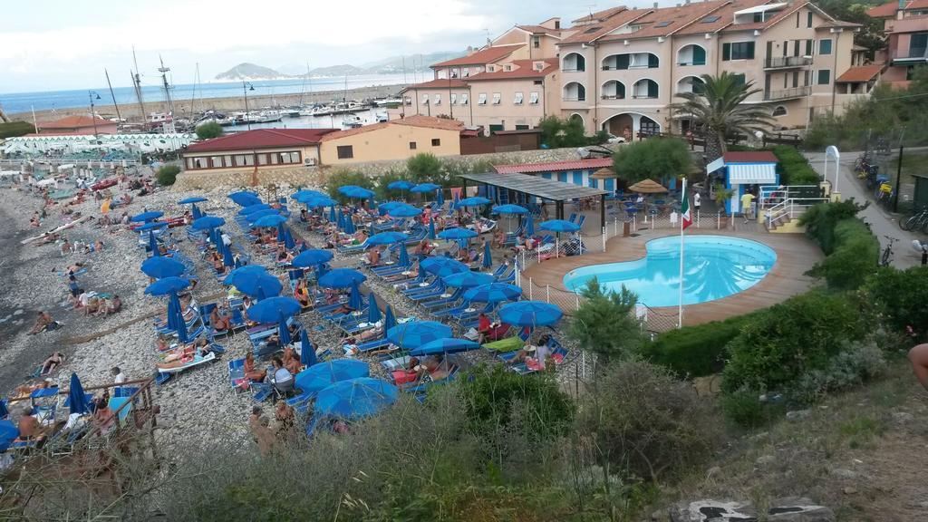 Hotel Anselmi Marciana Marina  Buitenkant foto