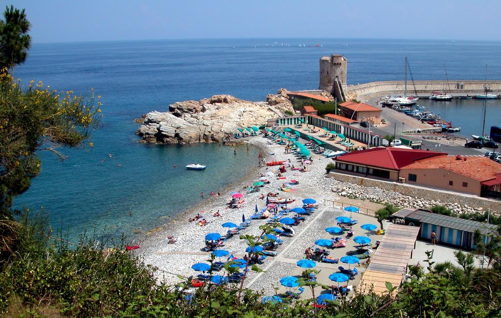 Hotel Anselmi Marciana Marina  Buitenkant foto