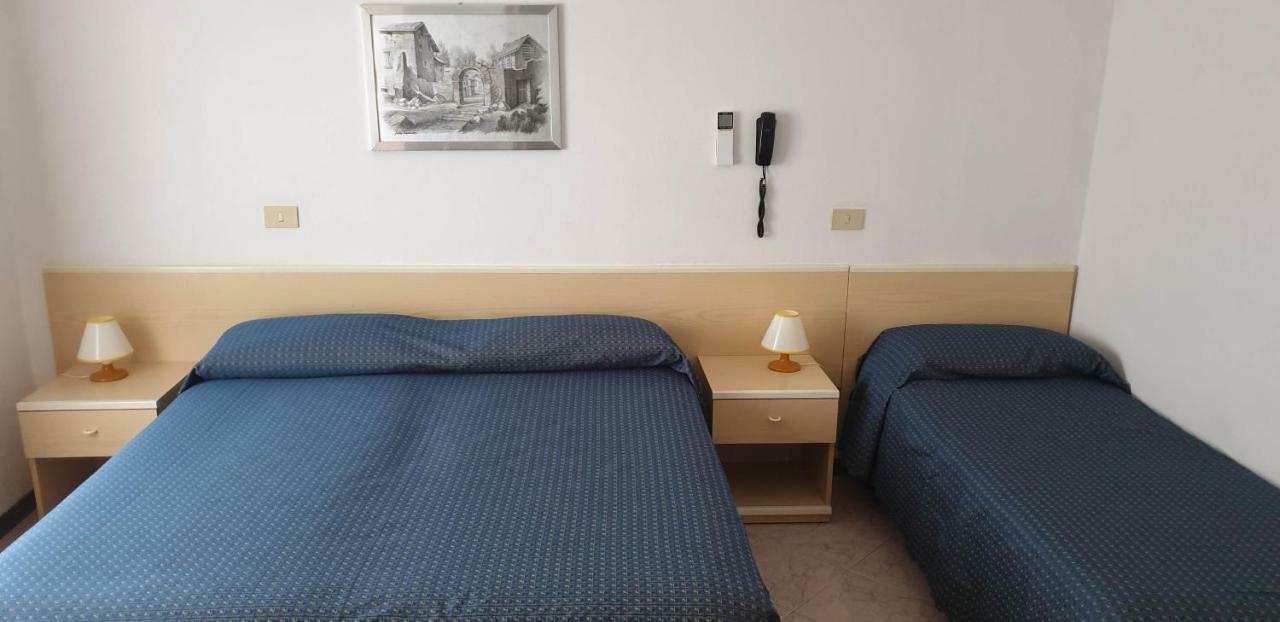 Hotel Anselmi Marciana Marina  Buitenkant foto
